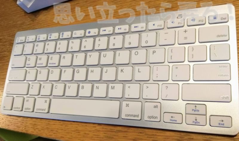 英語配列のBluetoothワイヤレスキーボードはiOS Android Windowsの切り替え機能がある オーディオファン Bluetooth Keyboard シルバーの外観