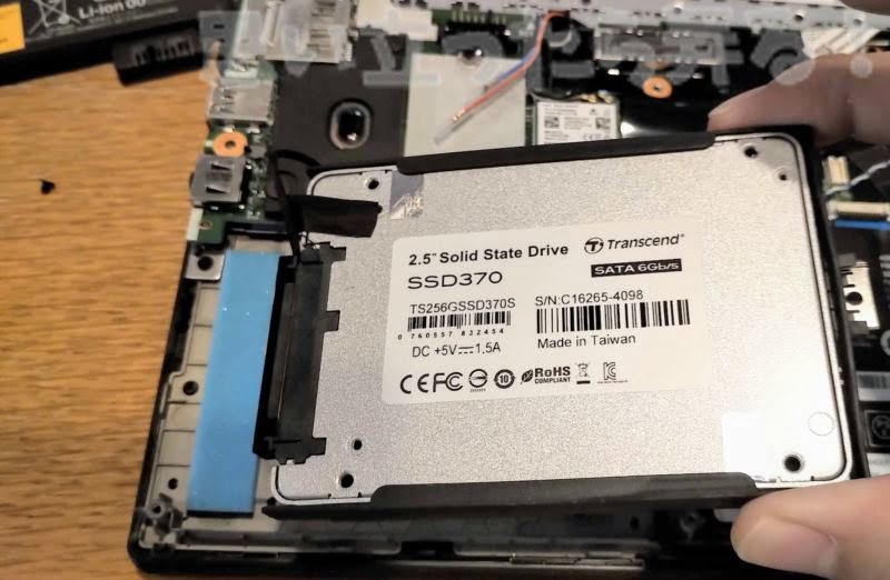 thinkpadx270 ssd replace 0011