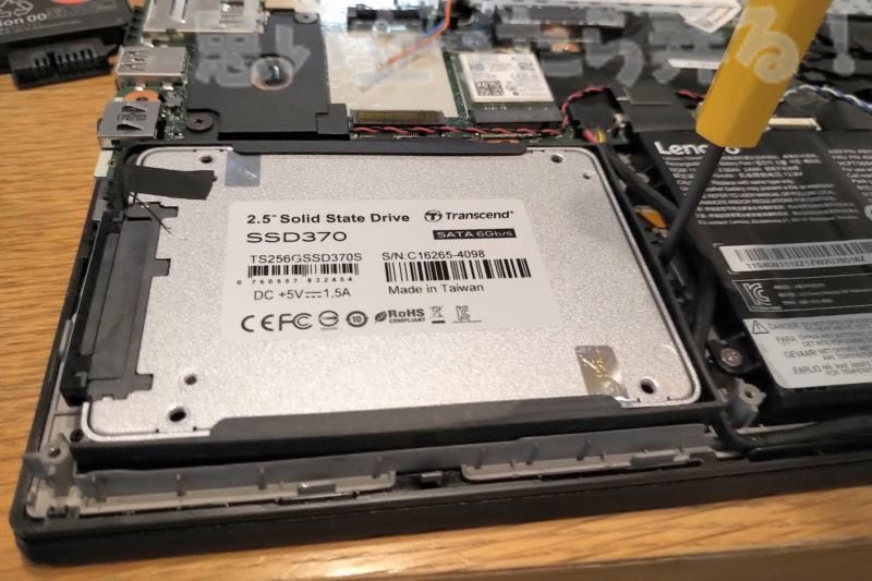 thinkpadx270 ssd replace 0012