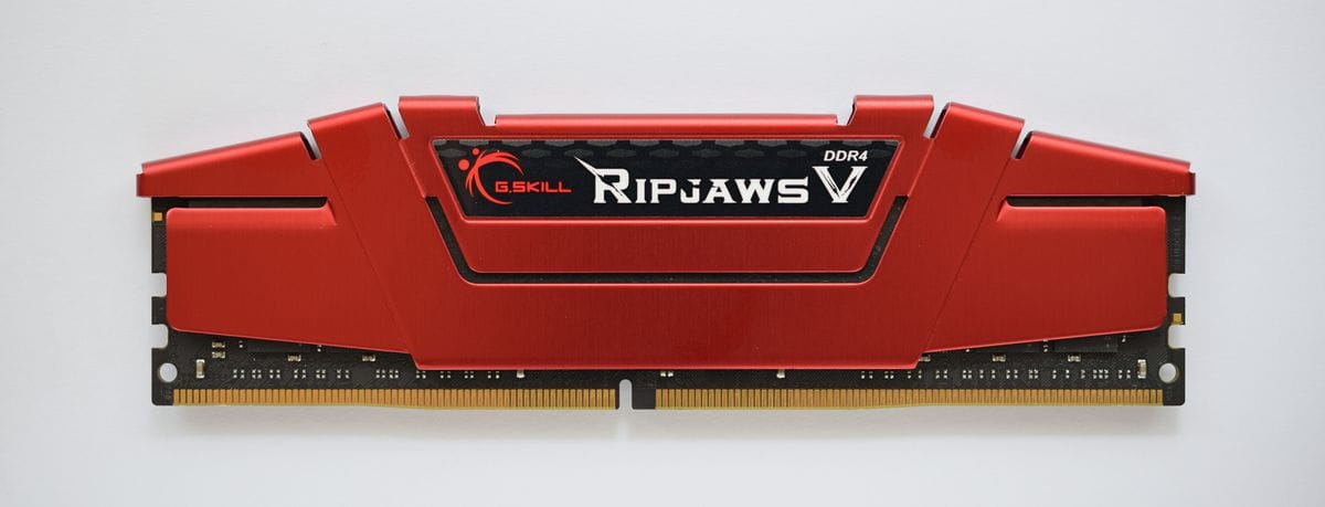 DDR4 SDRAMメモリモジュールの写真